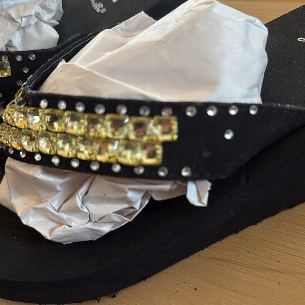 YELLOW BOX WOMEN YELLOW EMBELLISHED BEADING MEDIUM HEEL ROUND TOE SIZE 8.5 WEDGE - Picture 11 of 13